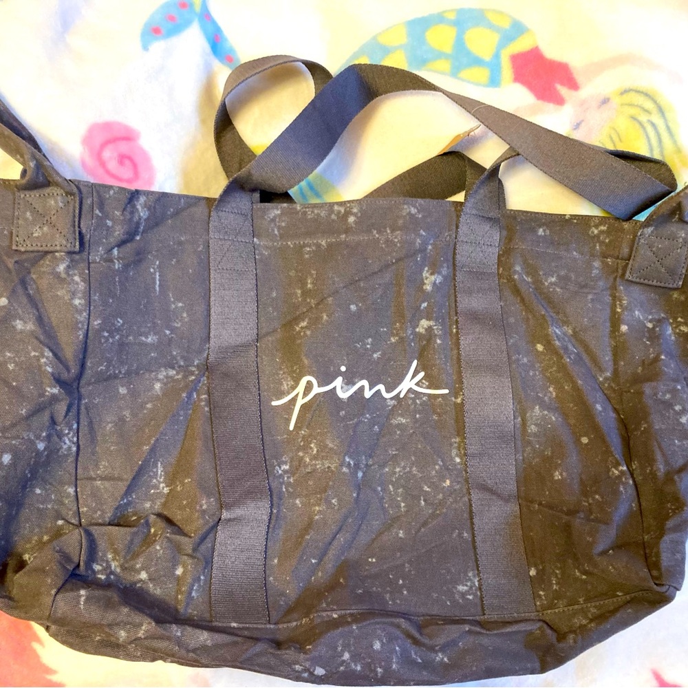 Victoria’s Secret Over Night Bag